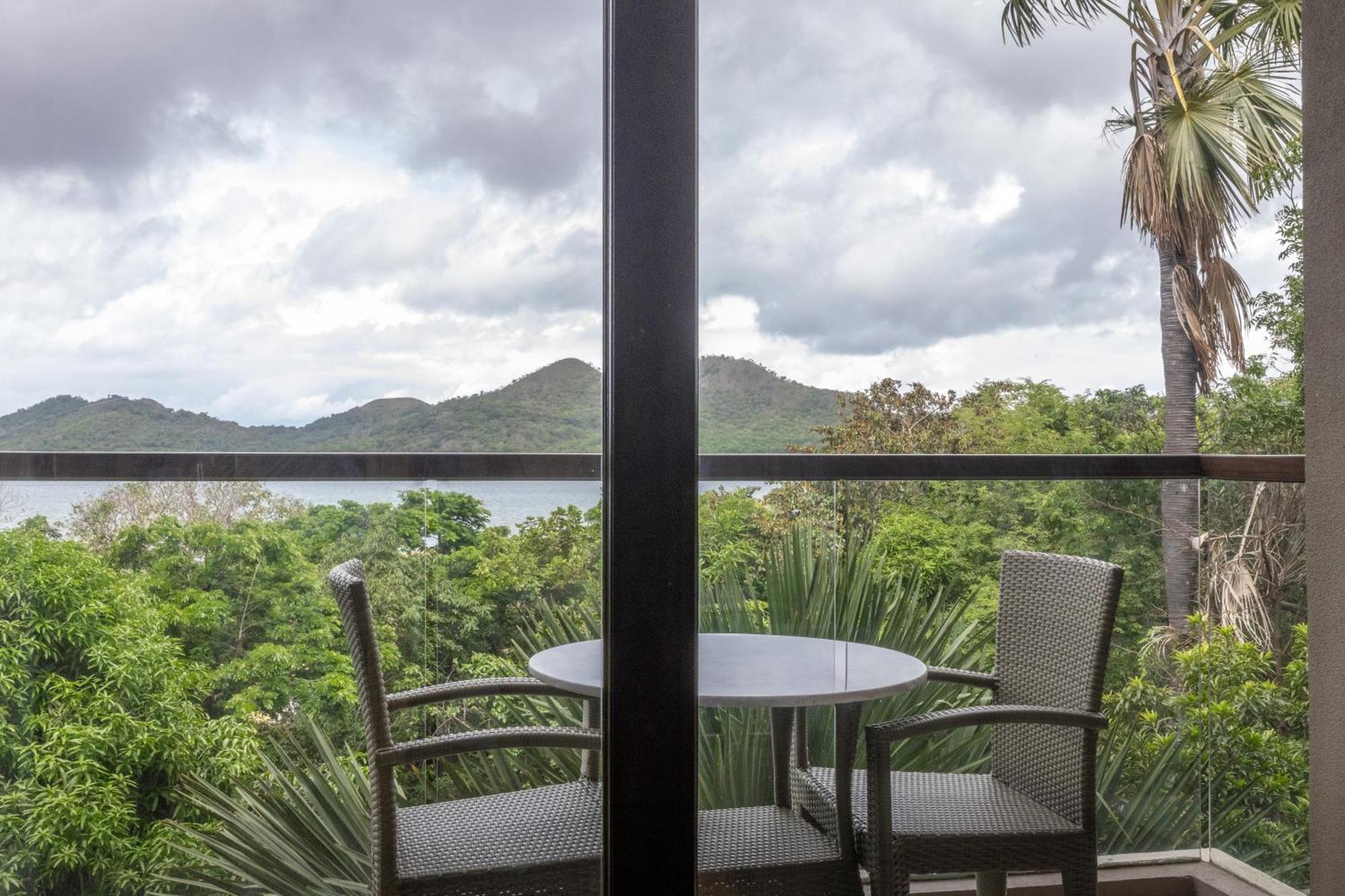 Zuri Resort Coron Exterior foto